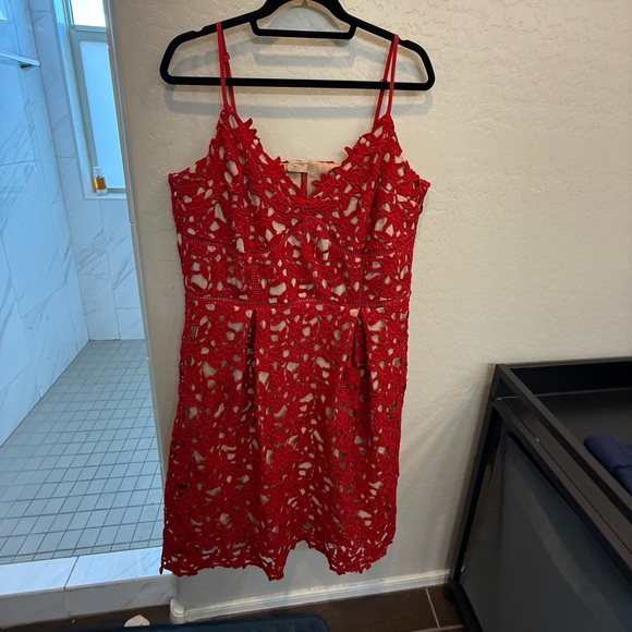 City Chic Vibrant Red Lace Overlay Dress - Picture 1 of 4